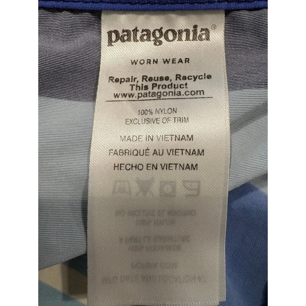 Patagonia Boys Size 18 or XS Mens Blue Striped Board Shorts Coastal Surf‎ Beach